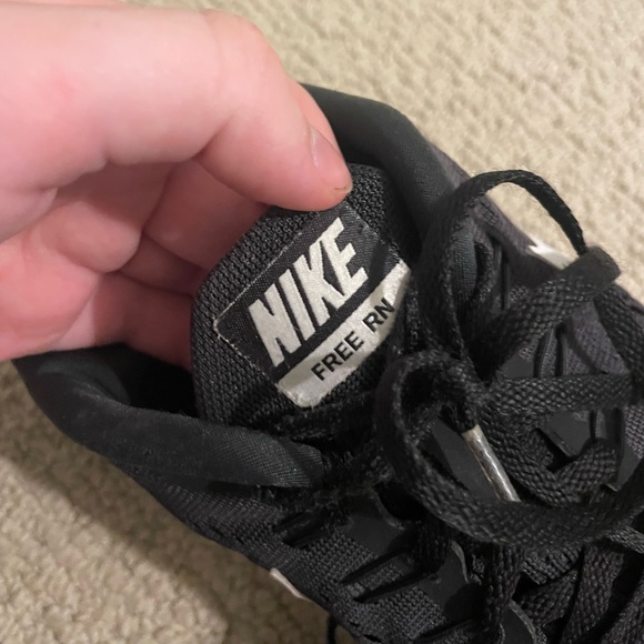 Women's Nike Free RN 'Black White' Running Shoes - Picture 10 of 13
